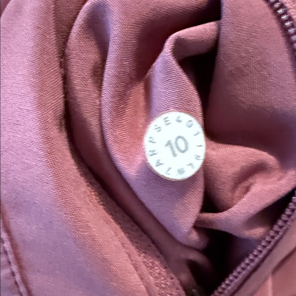 Lululemon Athletica Dusty Rose Athletic Shorts size 10 EUC - Picture 7 of 7